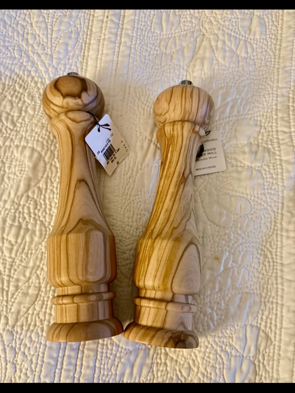 Williams Sonoma Traditional Olivewood 9"Salt & Pepper Mills Bundle